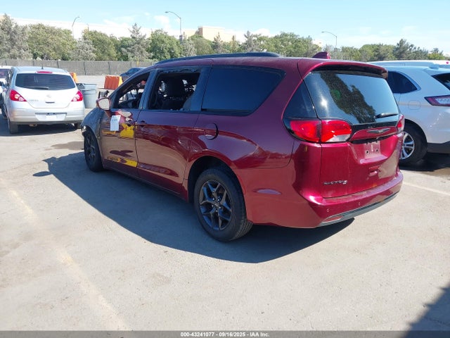 2C4RC1EG3KR588012 Chrysler 2019