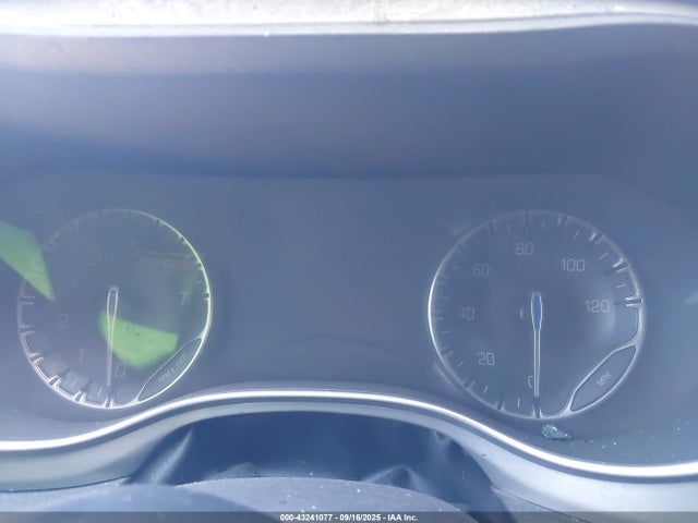 2C4RC1EG3KR588012 Chrysler 2019