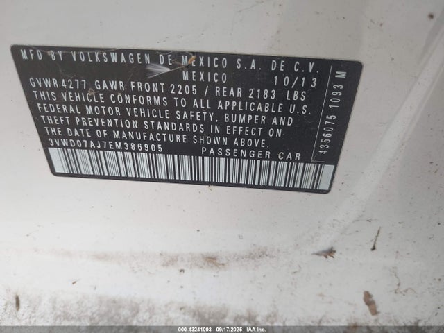 3VWD07AJ7EM386905 Volkswagen Jetta