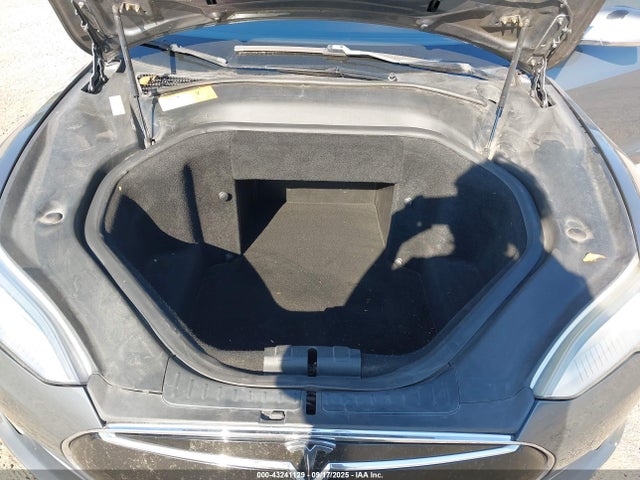 Продаж на аукціоні авто 2013 Tesla Model S, vin: 5YJSA1DN9DFP25296, номер лоту: 43241129