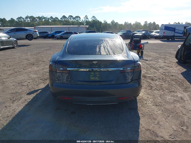 Продаж на аукціоні авто 2013 Tesla Model S, vin: 5YJSA1DN9DFP25296, номер лоту: 43241129
