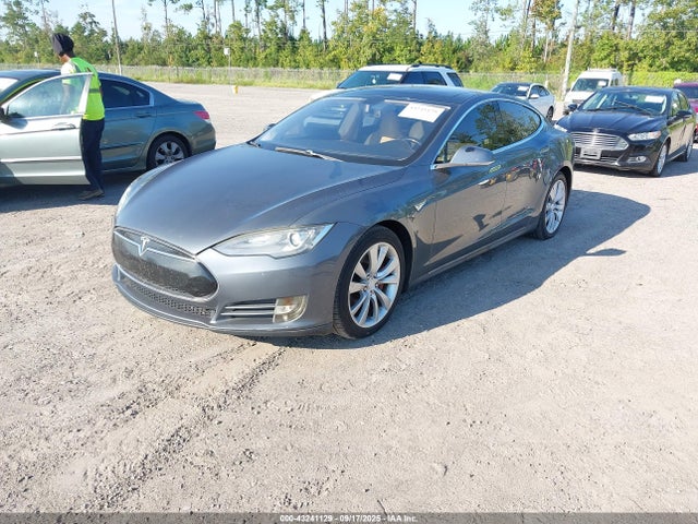 Продаж на аукціоні авто 2013 Tesla Model S, vin: 5YJSA1DN9DFP25296, номер лоту: 43241129