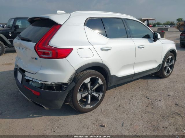 2019 VOLVO XC40 YV4162UL2K2055797 Photo 3