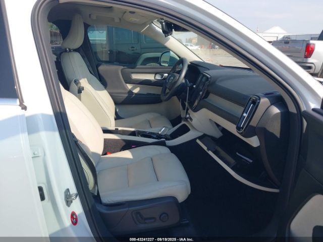 2019 VOLVO XC40 YV4162UL2K2055797 Photo 4