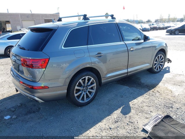 2017 AUDI Q7 WA1LAAF71HD054054 Photo 3