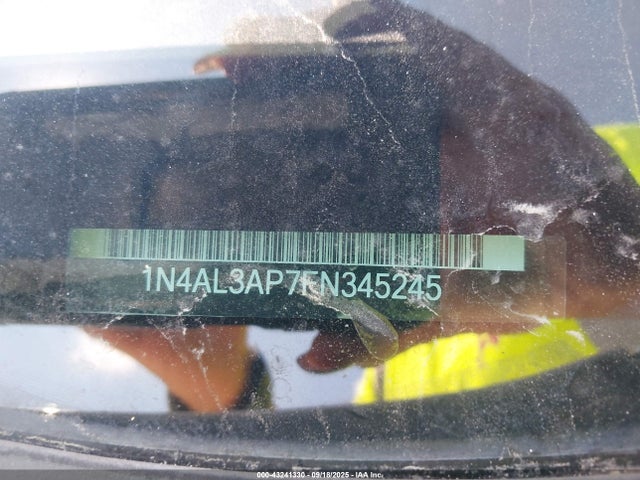 1N4AL3AP7FN345245 Nissan 2015