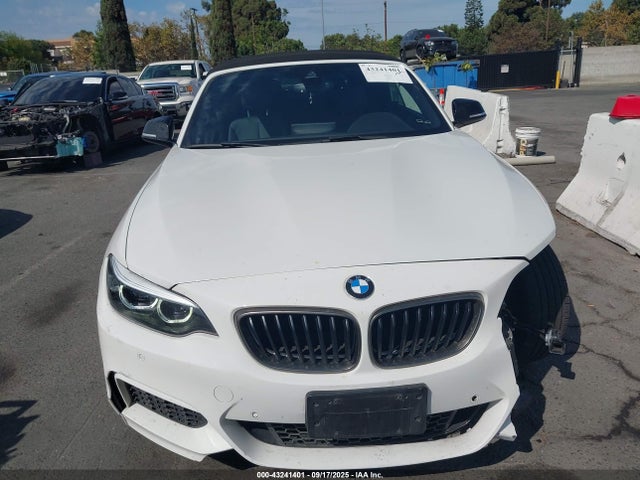 BMW M240i 2020 WBA2N1C03L7E02313 Image 13