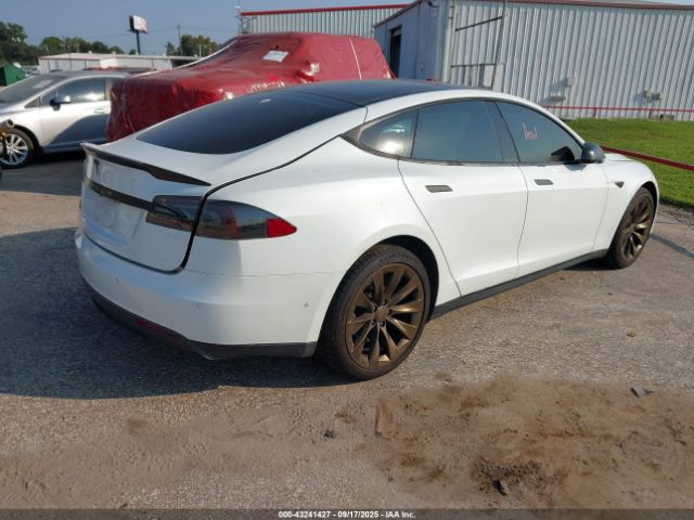 2015 TESLA MODEL S 5YJSA1S22FF082785 Photo 3
