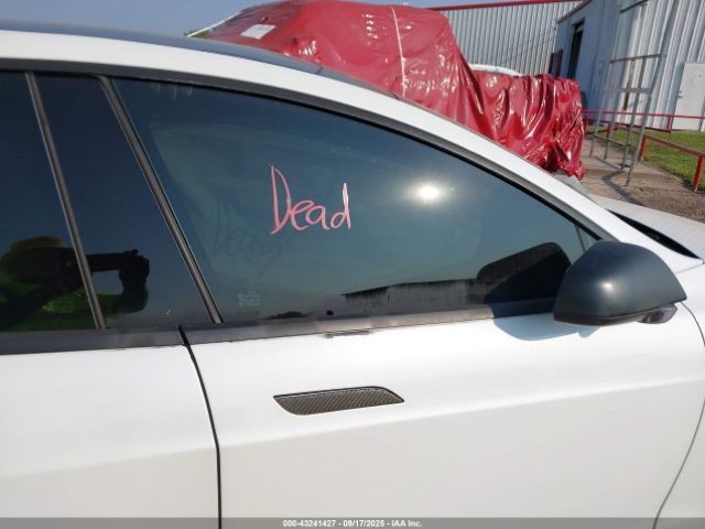 2015 TESLA MODEL S 5YJSA1S22FF082785 Photo 4