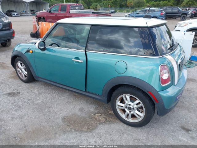 2012 MINI COOPER WMWSU3C54CT259824 Photo 2