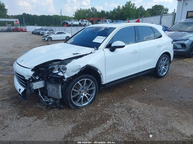 Porsche Cayenne 2019 WP1AA2AY0KDA07770 Image 2