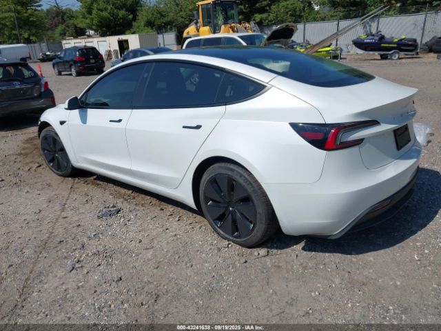 2025 TESLA MODEL 3 5YJ3E1EA6SF892829 Photo 2