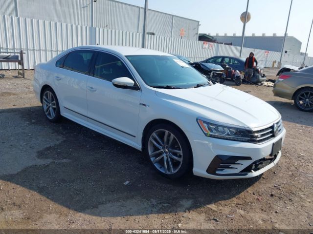 2017 VOLKSWAGEN PASSAT 1VWDT7A39HC066841