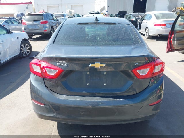 1G1BE5SMXJ7110868 Chevrolet Cruze Lt Auto
