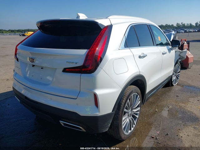 2024 CADILLAC XT4 1GYFZCR47RF101029 Photo 3