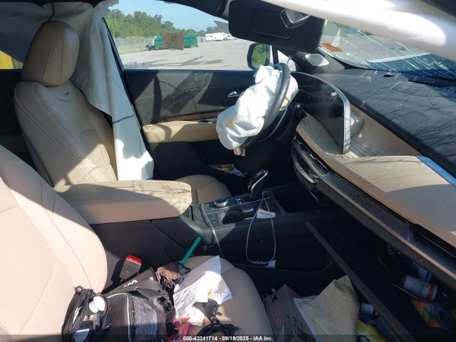 2024 CADILLAC XT4 1GYFZCR47RF101029 Photo 4