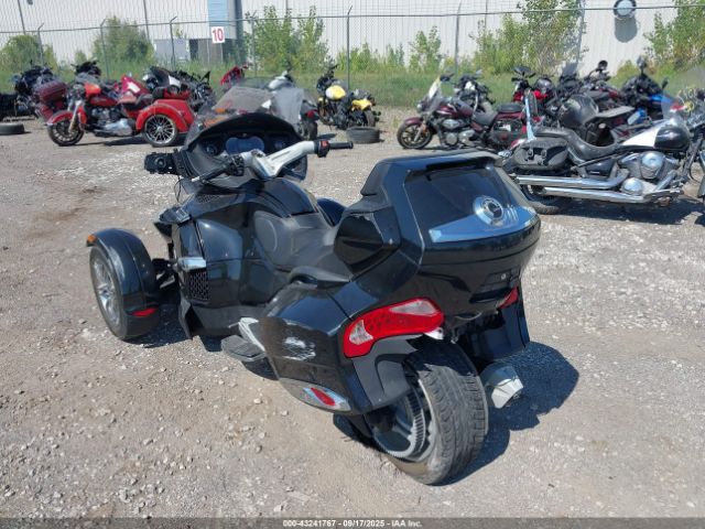2010 CAN-AM SPYDER ROADSTER 2BXJBLC16AV000314 Photo 2