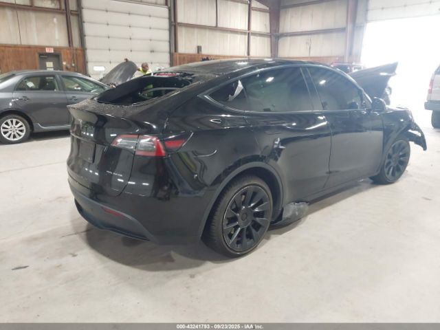 2022 TESLA MODEL Y 7SAYGAEE0NF506285 Photo 3