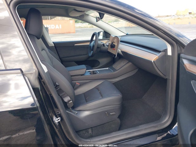 7SAYGDEDXSF282401 Tesla 2025