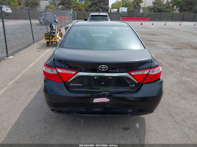Toyota Camry 2015 4T4BF1FK8FR504126 Image 28