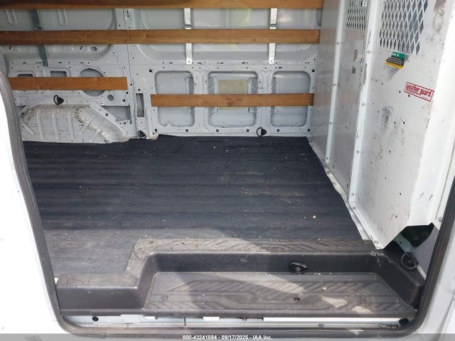 1FTNR1ZM8FKA47359 Ford 2015