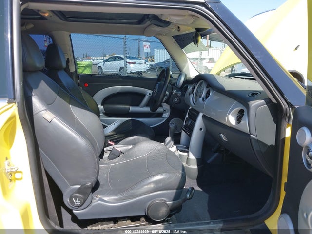 2004 MINI COOPER WMWRC33424TJ62339 Photo 4