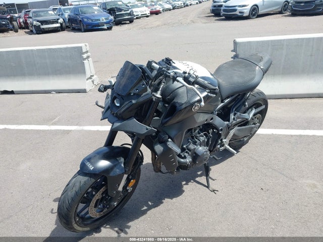 JYARN71E3PA004863 Yamaha Mtn890 (mt-09)