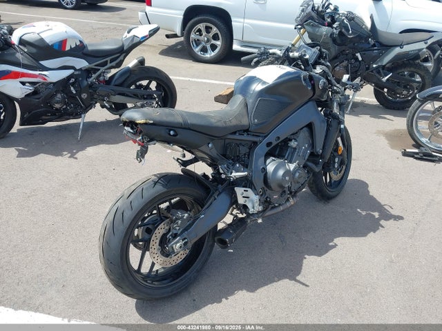 JYARN71E3PA004863 Yamaha Mtn890 (mt-09)