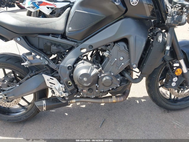 JYARN71E3PA004863 Yamaha Mtn890 (mt-09)