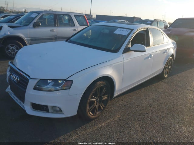 2011 AUDI A4 WAUAFAFL9BN038744 Photo 1