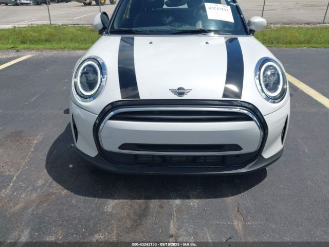 2023 MINI CONVERTIBLE WMW23DL06P3R25570 Photo 5