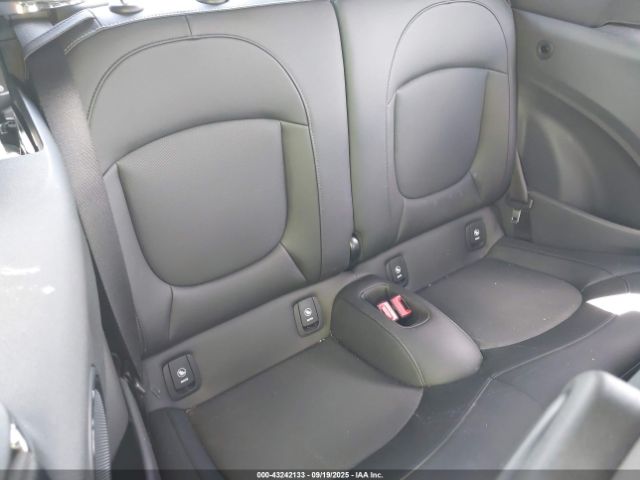 2023 MINI CONVERTIBLE WMW23DL06P3R25570 Photo 7