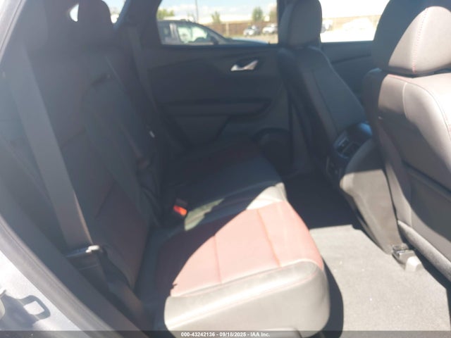 Chevrolet lgx 2025 3GNKBERSXSS247243 Image 8