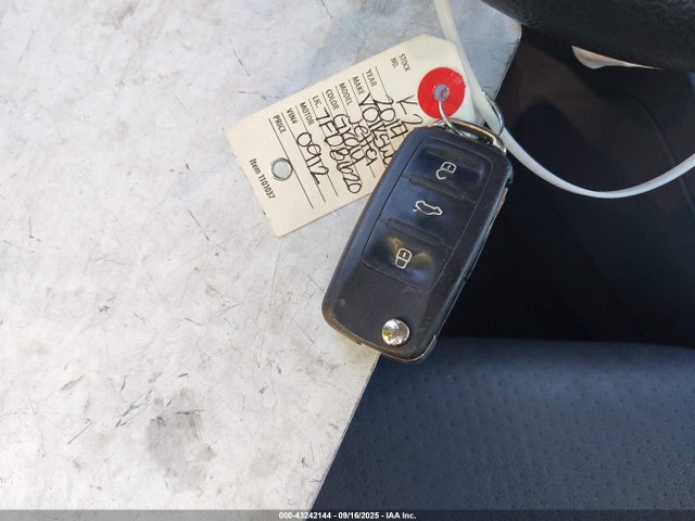 3VWD17AJ9EM270912 Volkswagen 2014