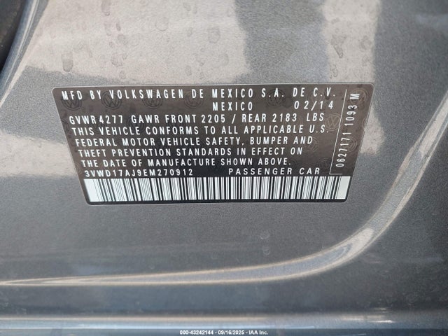 3VWD17AJ9EM270912 Volkswagen 2014