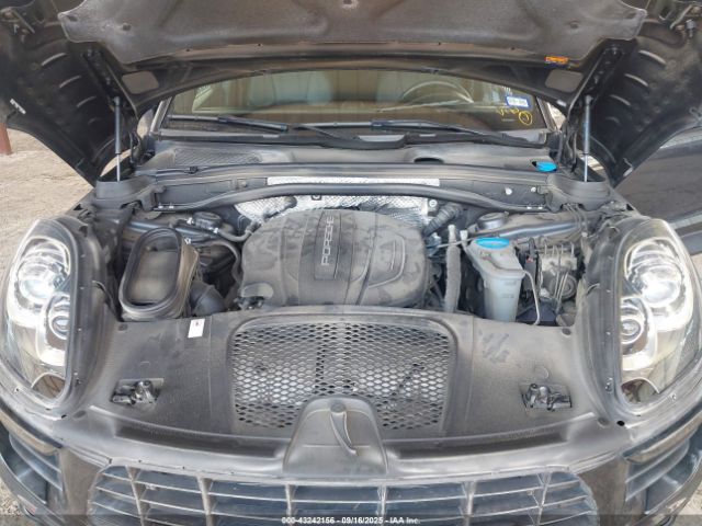 2018 PORSCHE MACAN WP1AA2A5XJLB14870 Photo 9