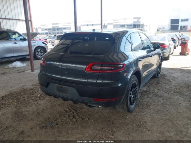 2018 PORSCHE MACAN WP1AA2A5XJLB14870 Photo 3