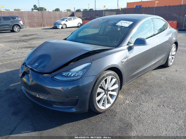 2018 TESLA MODEL 3 5YJ3E1EA5JF057402 Photo 1
