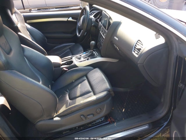 2010 AUDI S5 WAUVVAFR5AA022541 Photo 4