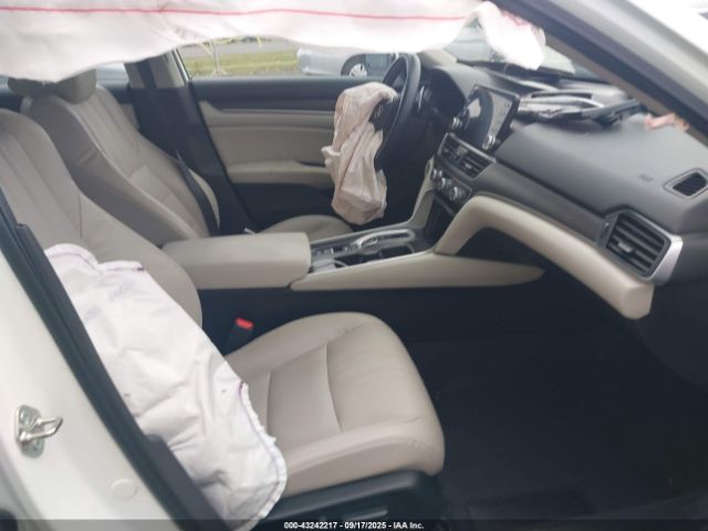 2018 HONDA ACCORD HYBRID 1HGCV3F57JA016504 Photo 4