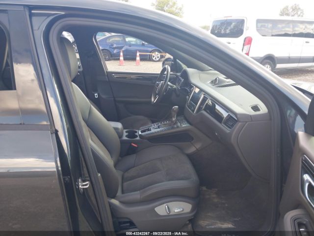 2018 PORSCHE MACAN WP1AA2A5XJLB00693 Photo 4