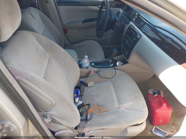 2G1WB5E3XF1115876 Chevrolet lfx