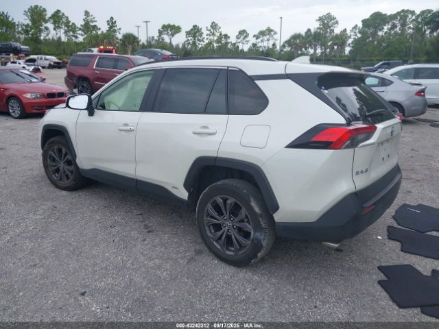 2022 TOYOTA RAV4 HYBRID JTMB6RFV5ND074383 Photo 2