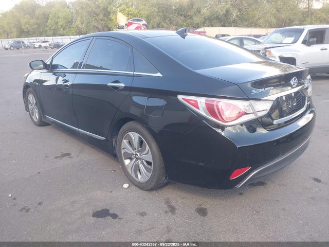 Hyundai Sonata Hybrid Limited 2015 KMHEC4A44FA129024 Image 3