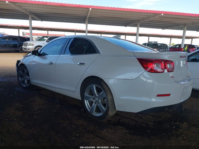 Chevrolet ltg 2015 1G11G5SX3FF122275 Image 3