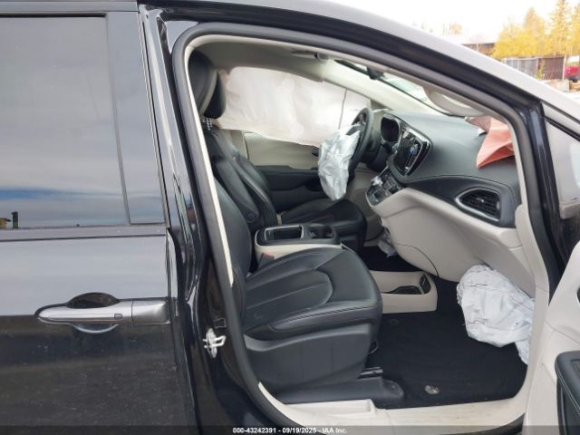 2024 CHRYSLER PACIFICA 2C4RC1BGXRR102455 Photo 4