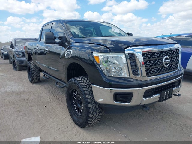 Nissan Titan 2016 1N6BA1F19GN515536 Image 1