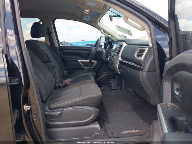 Nissan Titan 2016 1N6BA1F19GN515536 Image 5