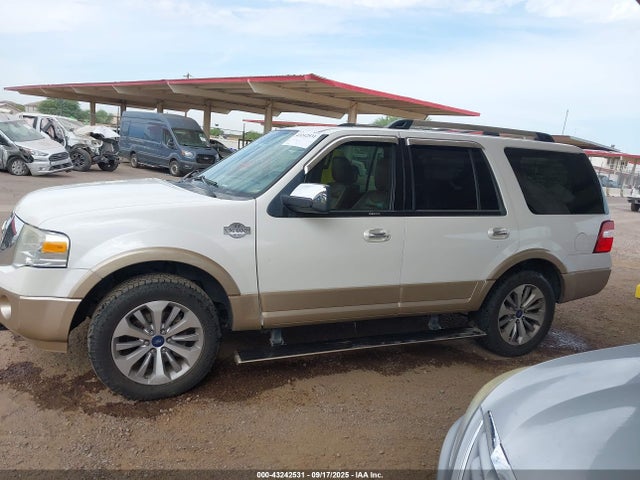 Ford Expedition 2014 1FMJU1J5XEEF63815 Image 14