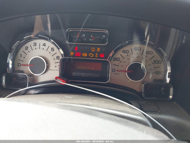 Ford Expedition 2014 1FMJU1J5XEEF63815 Image 7